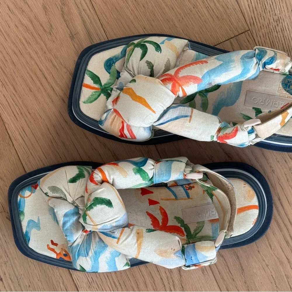 FARM Rio Tropical Print Sandals - Picture 2 of 4